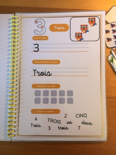 Livrets  d'apprentissage alphabet et chiffres 5