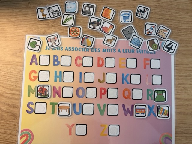 Jeu éducatif - Associer les mots à leur initiale 2
